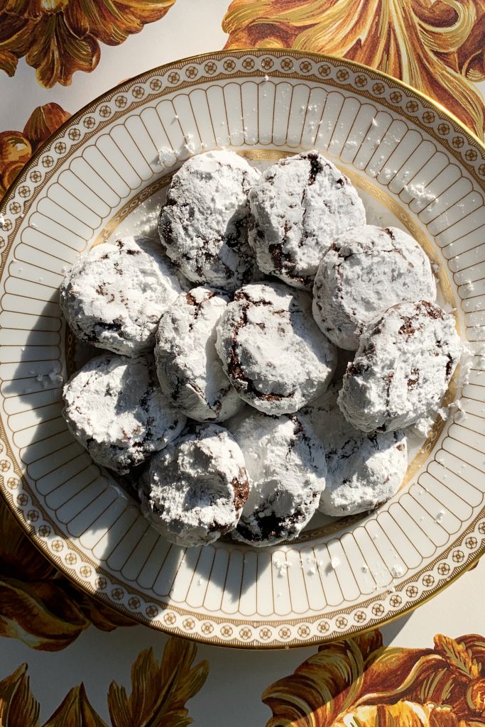 Chocolate Mint Crinkle Cookies