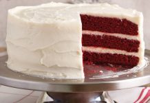 Red Velvet Cake: Taste of Tradition