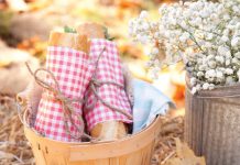 7 Perfect Fall Picnic Recipes Bacon, Fig, and Arugula Sandwiches