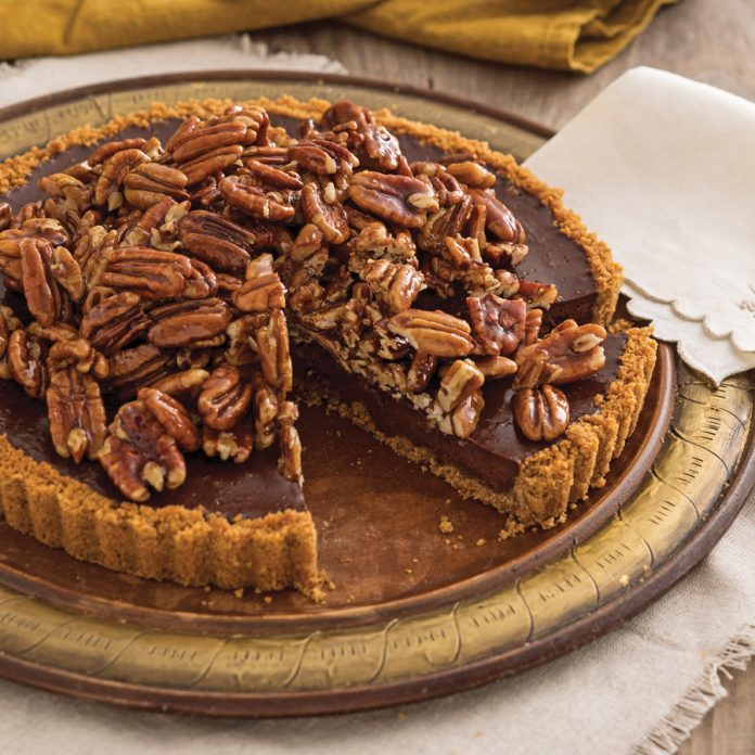 chocolate tart with honey glazed pecans