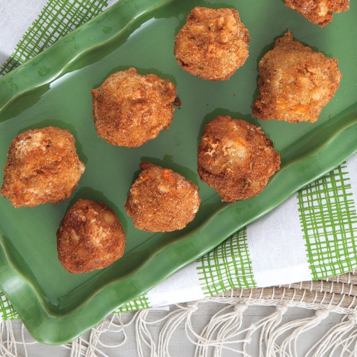 Fried Macaroni and Cheese Balls