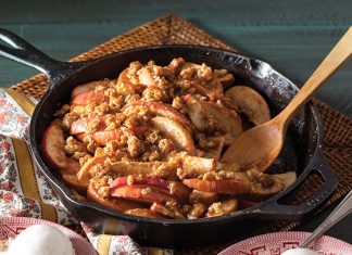 Apple-Gingersnap Crumble Apple-Gingersnap Crumble