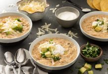 Slow Cooker White Bean & Chicken Chili
