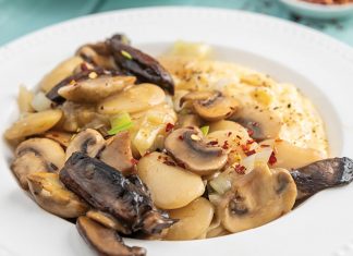 Mushroom & Butter Bean Ragù with Cheesy Grits Mushroom & Butter Bean Ragù with Cheesy Grits