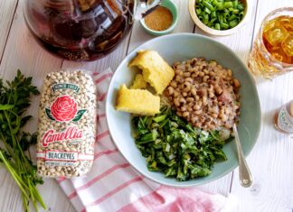 Ring in the New Year with Camellia®! Blackeye Peas for New Year’s with Camellia® Brand Beans.