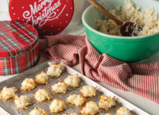 Brenda Gantt’s Memama’s Coconut Macaroons Brenda Gantt's Memama's Coconut Macaroons