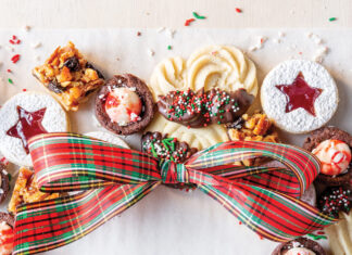 6 Bakes for a Delicious Christmas Cookie Extravaganza 6 Bakes for a Delicious Christmas Cookie Extravaganza.