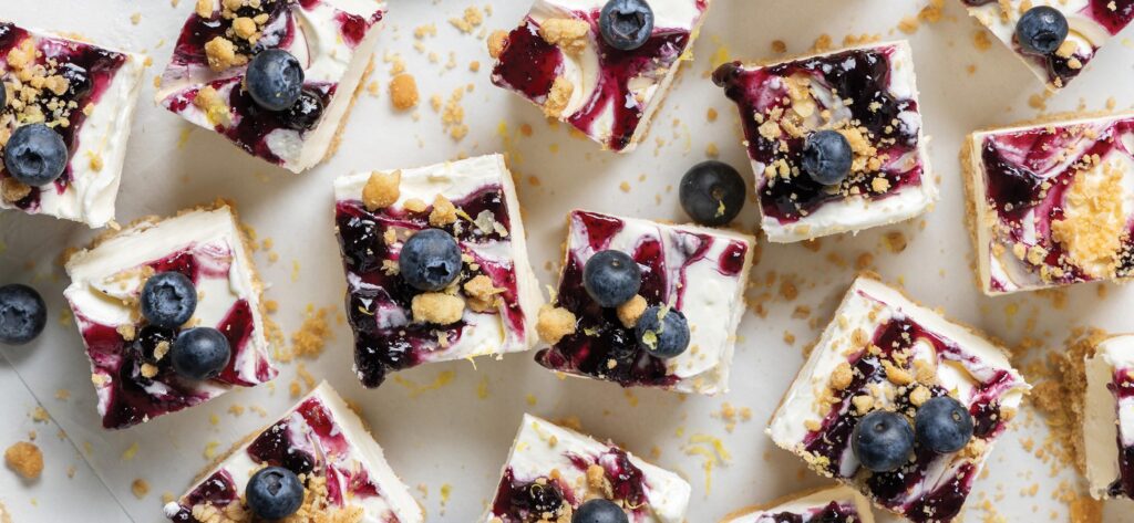 Blueberry Cheesecake Crumble Bars