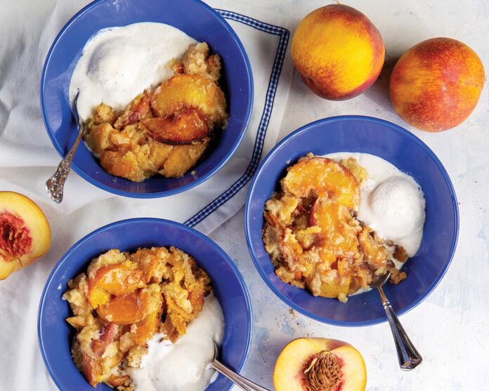 Slow Cooker Peach Cobbler