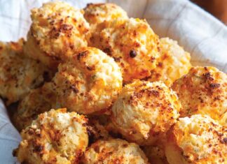 Breadbasket Bliss: 5 Must-Have Breads for Thanksgiving Herbed Cheese Biscuits