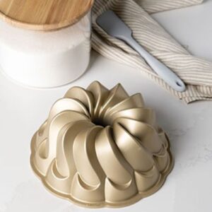 Nordic Ware Pirouette Bundt® Pan