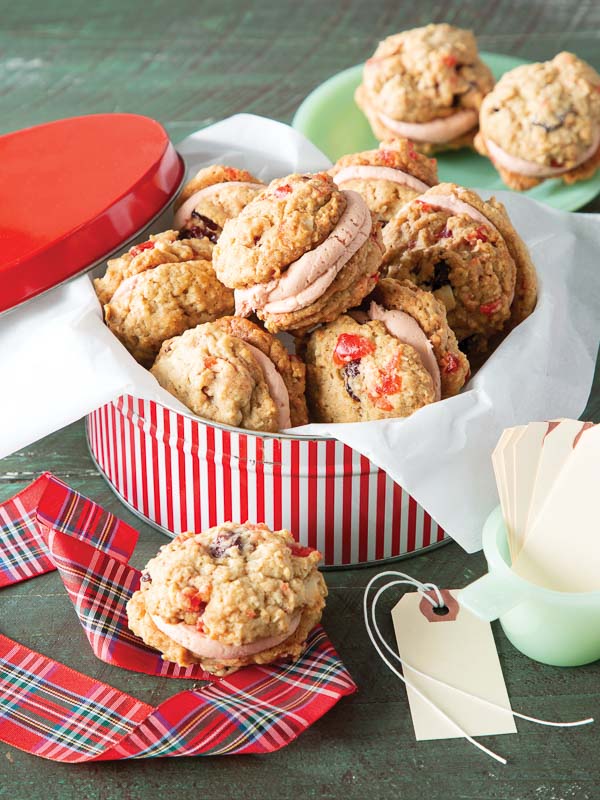 cookies931j_0302Web Fruitcake Sandwich Cookies