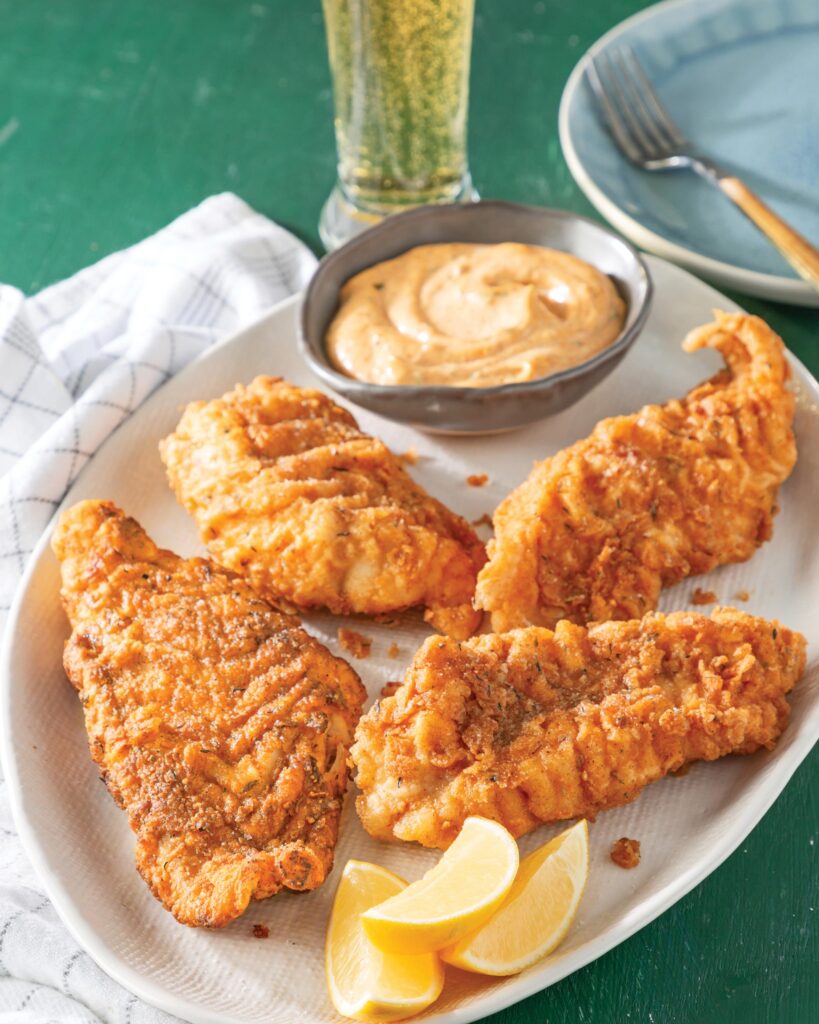 friedredfis_0752 Crispy Fried Red Fish and Spicy Rémoulade