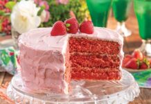 Brenda Gantt’s Strawberry Cake Strawberry Cake