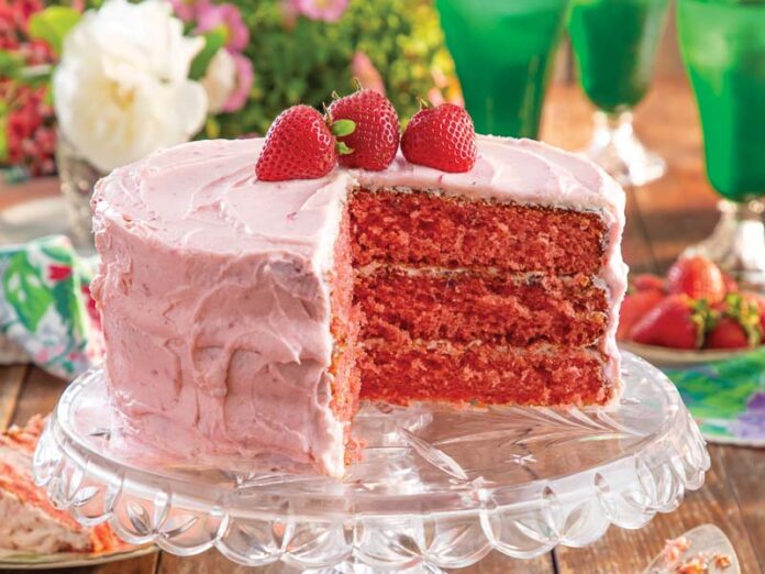 Strawberry Cake339JBWeb Strawberry Cake