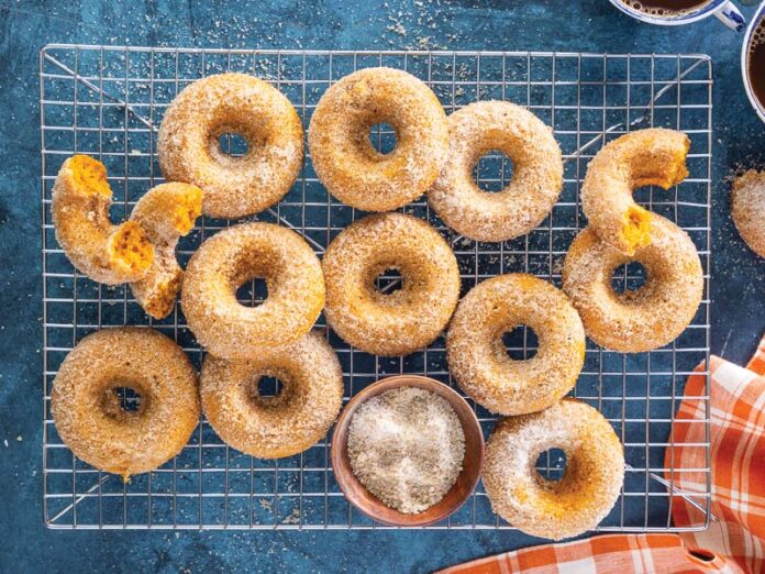 Pumpkin Spice Doughnuts